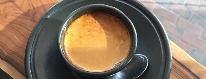 Gracenote Coffee is one of Lieux qui ont plu à Sev.