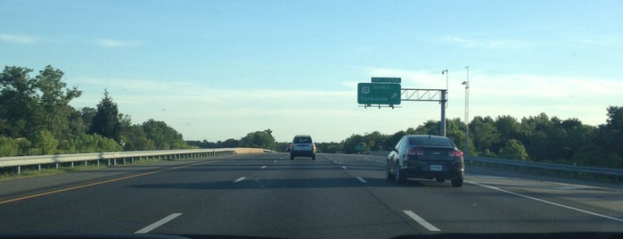 I-95 Exit 133: US-17 is one of Pungoo Village.