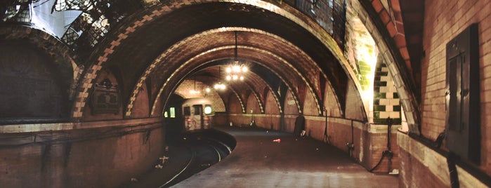 MTA Subway - Brooklyn Bridge/City Hall/Chambers St (4/5/6/J/Z) is one of NY.