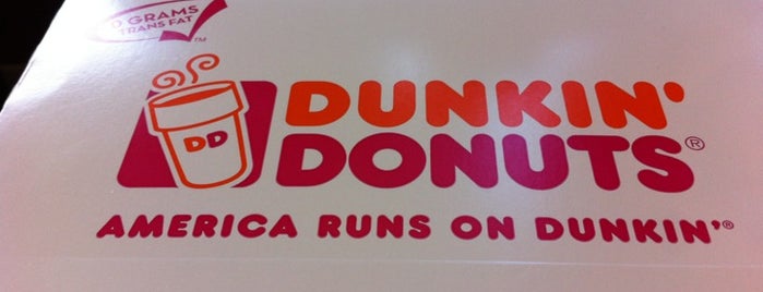 Dunkin' is one of Lugares favoritos de Marcel.