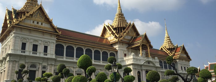Chakri Maha Prasat Throne Hall is one of Bangkok Thailand.