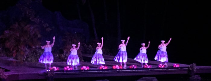 Smith Family Garden Luau is one of Kauai 2019.
