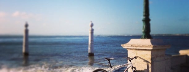 Cais das Colunas is one of Lisbon.