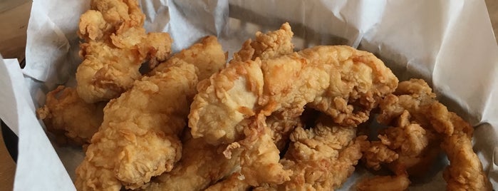 Ezell's Famous Chicken is one of Spokane places to try.