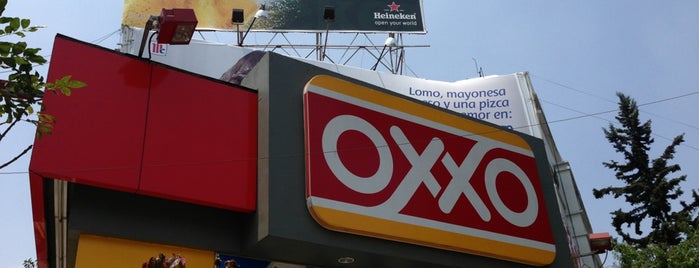 Oxxo is one of Lieux qui ont plu à Rich.