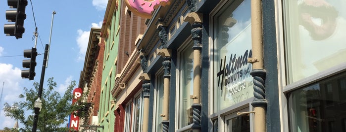 Holtman's Donut Shop is one of Cincinnati.