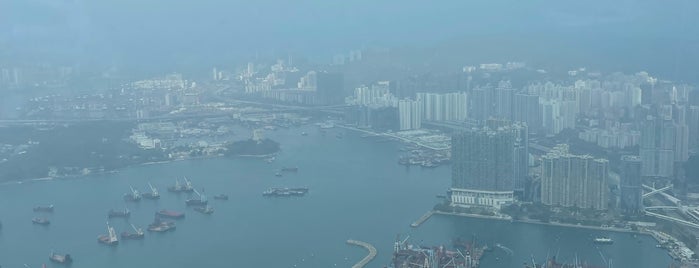 International Commerce Centre is one of Tallest Bldgs in Hong Kong 香港的摩天大樓.