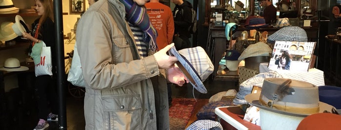 Goorin Bros. Hat Shop - Newbury is one of Must-visit Clothing Stores in Boston.