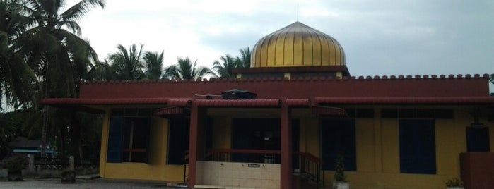 Masjid Jamek Air Kuning is one of masjid.