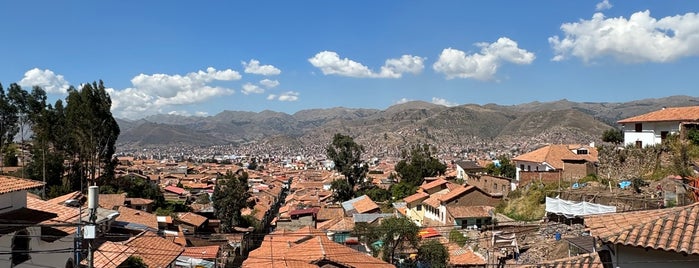 Cusco is one of Perú.