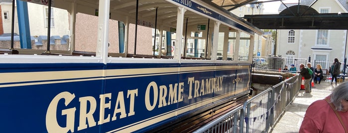 Great Orme Tramway Station is one of Orte, die Carl gefallen.