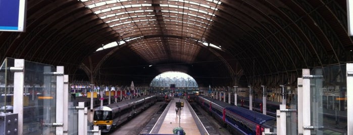 London Paddington Railway Station (PAD) is one of To go in London.