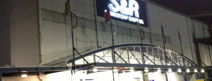 S&R Membership Shopping is one of Pasay City.