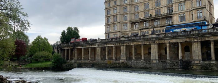 Bath is one of Lugares exóticos.