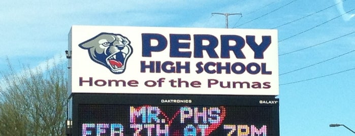 Perry High School is one of Lugares favoritos de Brooke.