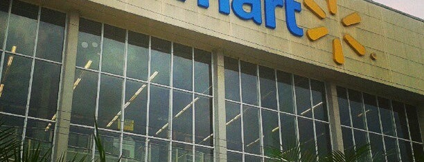 Walmart is one of Rogerio : понравившиеся места.