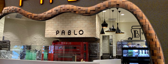 Pablo is one of Tempat yang Disukai Shank.