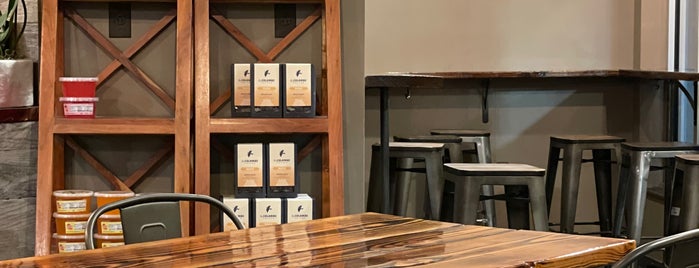 Cafe Teasia is one of Lugares favoritos de Brooks.