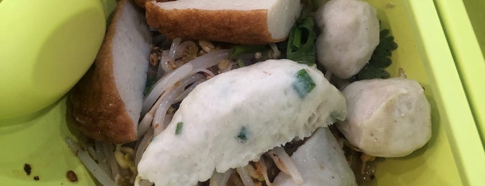 Jiaeng Fishball Noodle is one of Seacon Bangkae.