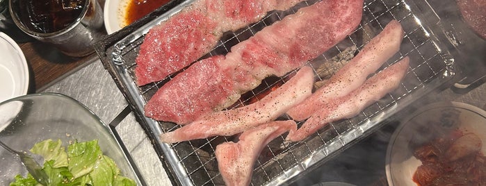 Yakiniku Don-Don is one of オススメ - 食.