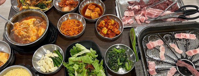 Su Ra Kan is one of BKK_Korean Restaurant.