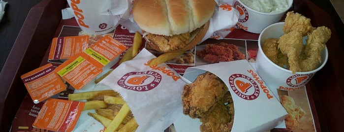 Popeyes Louisiana Kitchen is one of Hannaさんのお気に入りスポット.