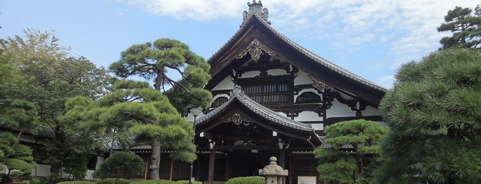 總持寺 is one of 普通の寺社.
