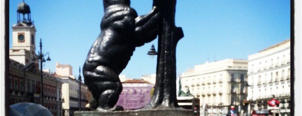 Estatua del Oso y el Madroño is one of Madrid Essentials.