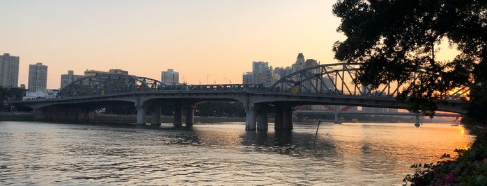 Boaty Ride is one of TO SEE TO VISIT GUANGZHOU.