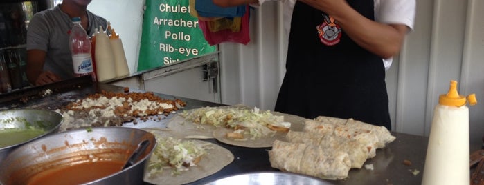 Los Burritos Norteños is one of Favoritos.