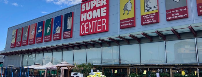 Super Home Center is one of Lugares favoritos de Alexej.