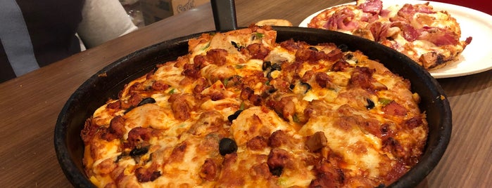 Joeys Pizza is one of The 15 Best Places for Cheese in Mumbai.