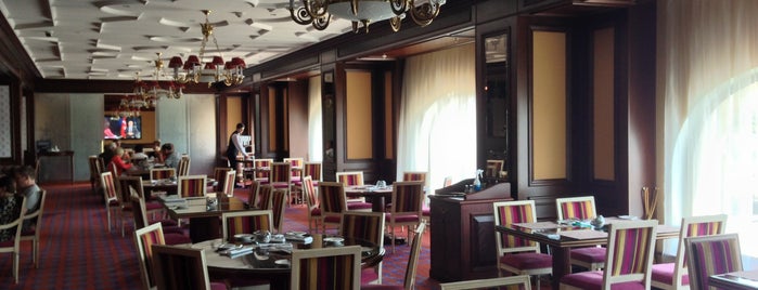 Fairmont Grand Hotel Kyiv is one of мои поездки.