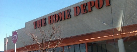 The Home Depot is one of Lieux qui ont plu à Kat.