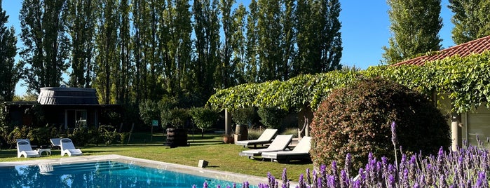 Villa Mansa Wine Hotel & Spa is one of Mendoza.