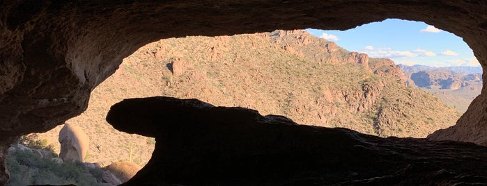The Wave Cave is one of Locais salvos de Amanda.