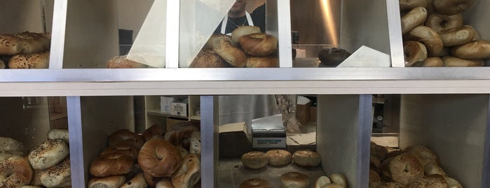 Boulevard Bagels is one of Edgewater 2018-19.