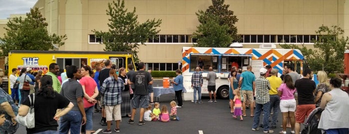 west cobb food trucks is one of Lugares favoritos de Chester.