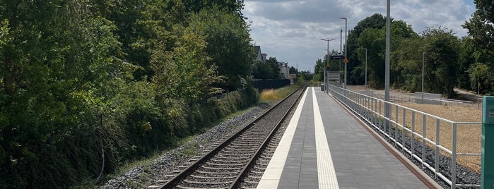 Bahnhof Wiesbaden-Erbenheim is one of Bahnhöfe BM Darmstadt.