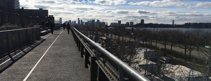 High Line is one of Victoria : понравившиеся места.