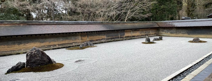 Ryoan-ji Rock Garden is one of Japan.