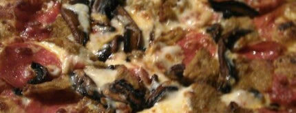 Uncle Maddio's Pizza is one of Lugares favoritos de Kelly.
