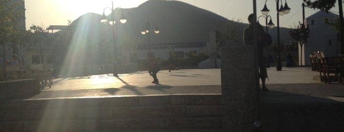 Skyros Square is one of Spiridoulaさんの保存済みスポット.
