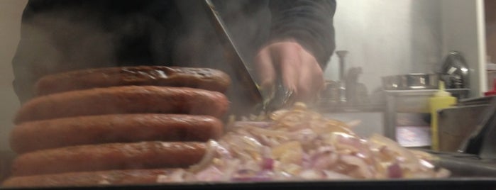 Johnie Hot Dog is one of Athens Street Food.
