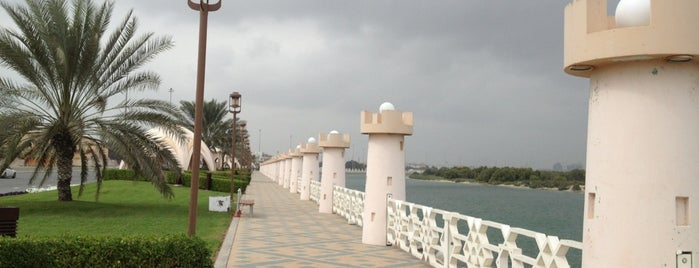 Eastern Corniche is one of Lugares favoritos de Walid.