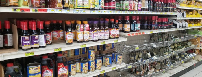 Woodman's Food Market is one of Top picks for Food and Drink Shops.