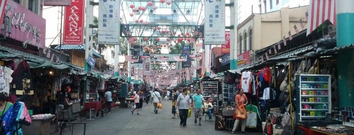 Petaling St. (茨厂街 Chinatown) is one of Kuala Lumpur, Malaysia.