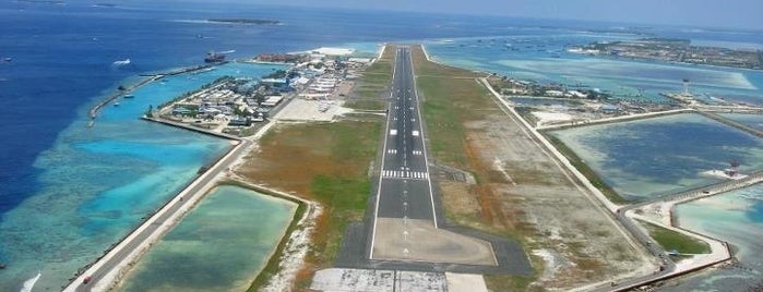 Velana International Airport (MLE) (ވެލާނާ ބައިނަލްއަޤުވާމީ ވައިގެ ބަނދަރު) is one of Places to See.