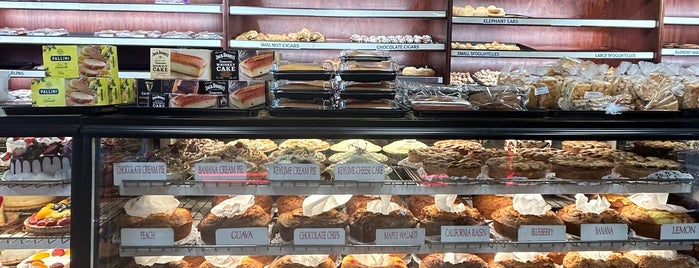 Neri's Bakery is one of Daytrips from NY.