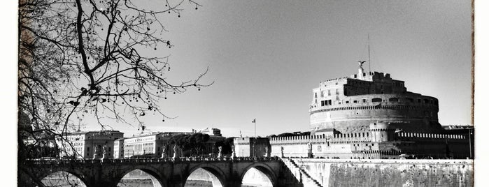 Мост Святого Ангела is one of Roma.